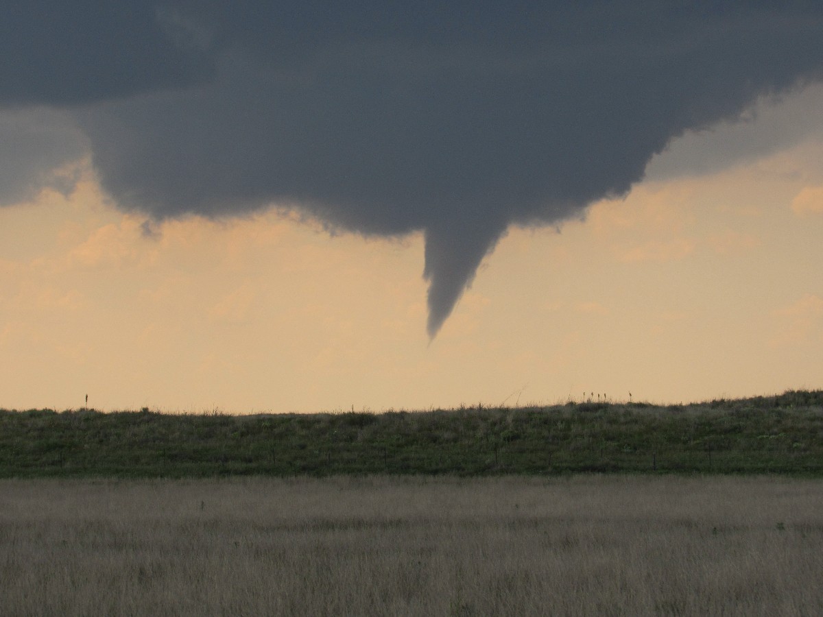 How do funnel clouds form? Weather News