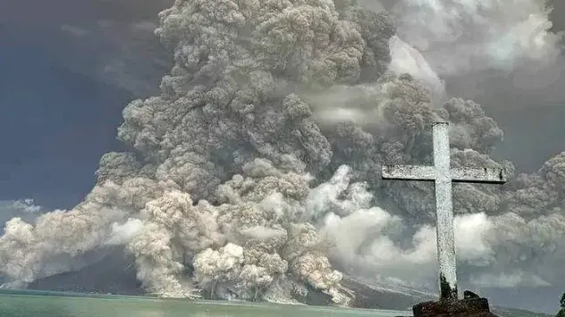 La erupción del volcán está dejando imágenes espectaculares. 