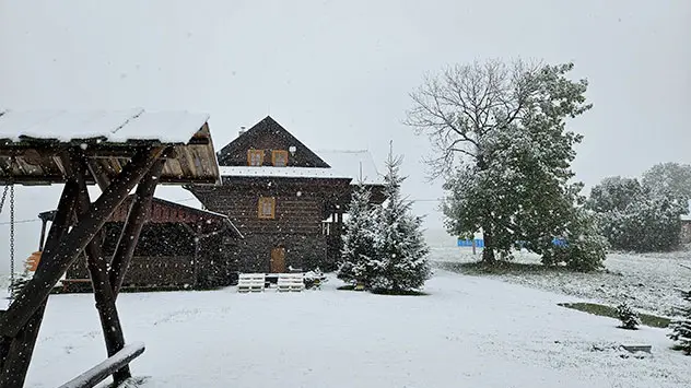 I Slovakiet er efterårets første sne faldet denne uge.