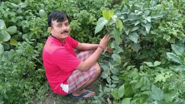 Dr. Namo Dixit from Lucknow, Uttar Pradesh planting trees