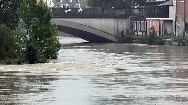 Neuburg an der Donau mit Hochwasser