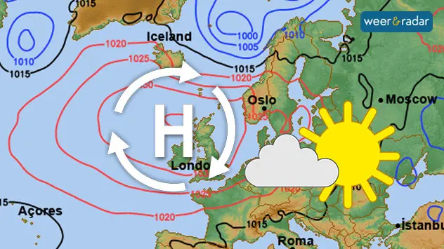 Een krachtig hoog boven de Britse Eilanden zorgt voor een geblokkeerd weerpatroon waarbij lagedrukgebieden ruim op afstand worden gehouden. 