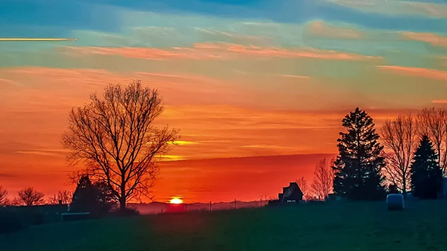 © Simone Eicker via WetterMelder Deutschland Glühender Abendhimmel über Halver