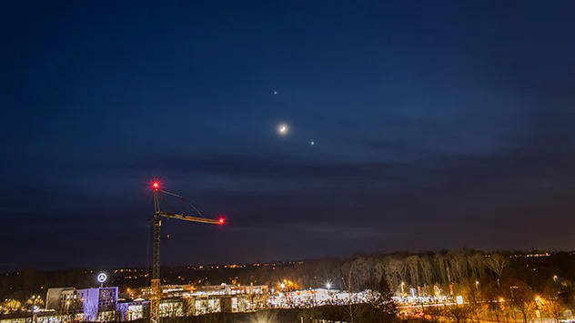 Planeten-Duo mit Mond