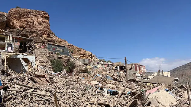 Nach einem starken Erdbeben nahe Marrakesch in Marokko gibt es große Schäden. 