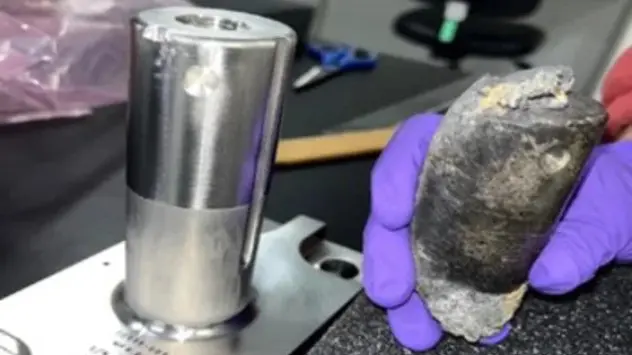 La NASA analizó el objeto metálico que cayó desde la Estación Espacial Internacional.