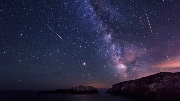Maximul curentului de meteori Draconide are loc pe 8 octombrie