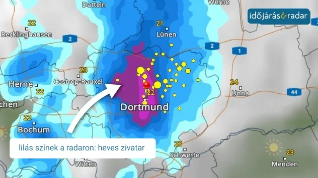 Radarul meteo arată furtuna puternică cu grindină, chiar deasupra orașului Dortmund.