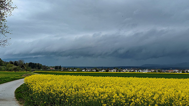 Am Freitagnachmittag sind einige kräftige Gewitter über den Westen Deutschlands hinweggezogen. 