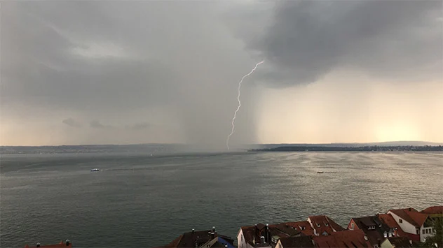 Blitz und Gewitter über dem Bodensee