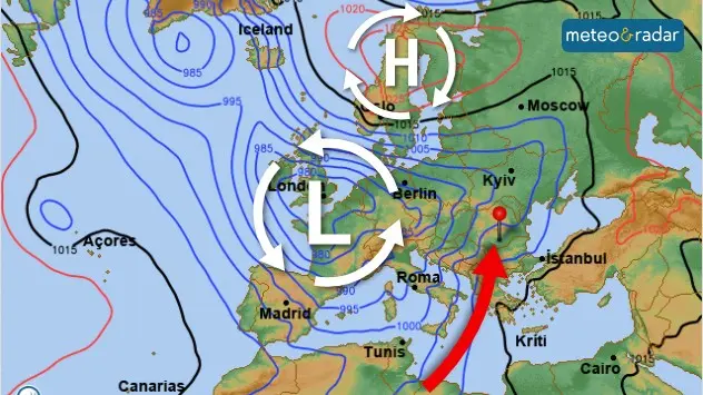 Cuplajul dintre un anticiclon și un ciclon puternic în vestul Europei a determinat un transport intens de aer tropical dinspre nordul Africii.