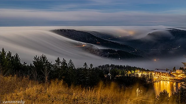 © Robert Schwendemann via WetterMelder Deutschland An der Hornisgrinde Wasserfall aus Nebel