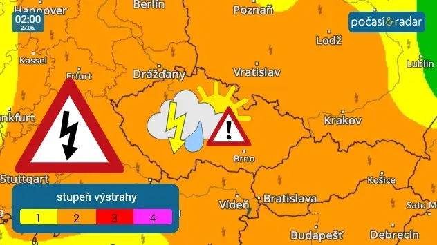 Riziko silnějších bouřek ve čtvrtek i v pátek existuje na celém území České republiky.