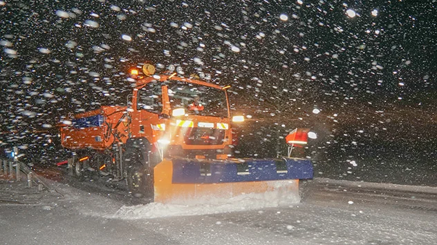 Winterdienst Räumfahrzeug