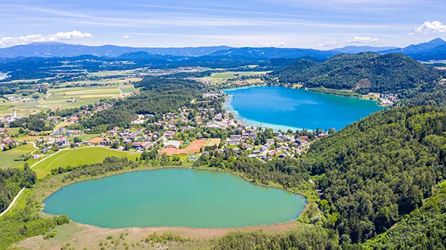 Blick über den Klopeiner See und angrenzenden Kleinsee in Kärnten