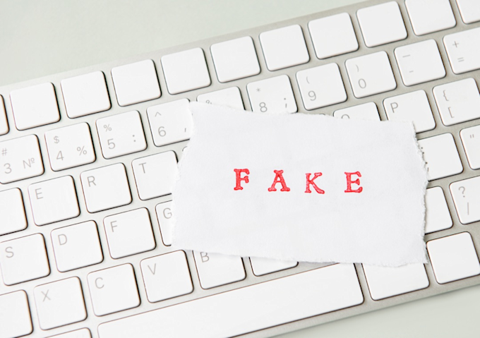 Fake Bewertungen schreiben bild 1