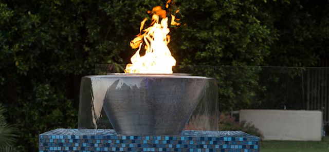 Guide to Pool Fire and Water Features