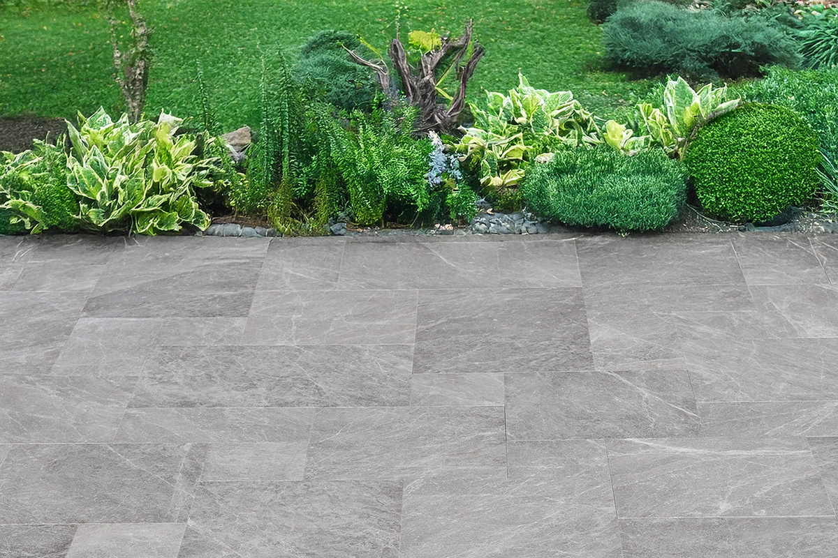 Hardscapes: Tundra | Nptpool.com