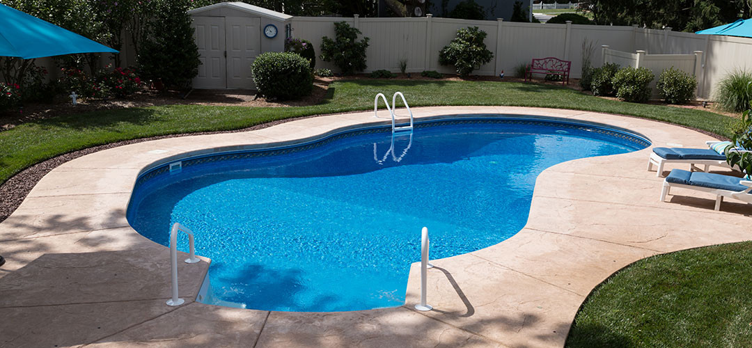 Vinyl Pool Installation | Building Info | Swimmingpool.com