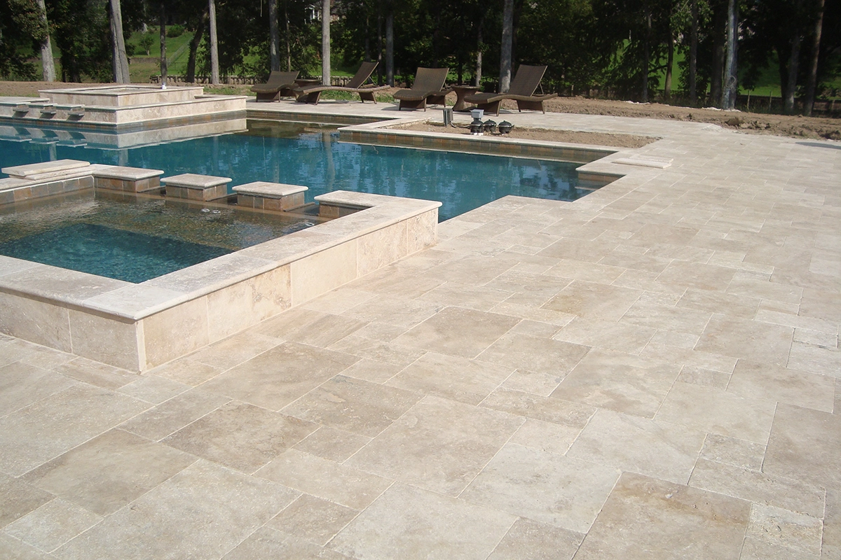 Natural Stone Milky Ivory Travertine Tile, Outdoor Swimming Pool