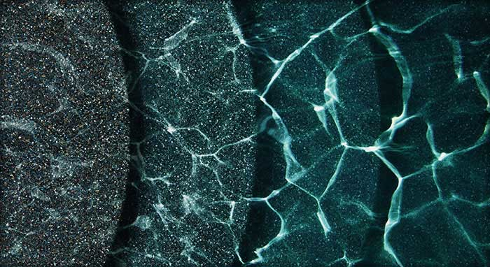Black Small Water Depth