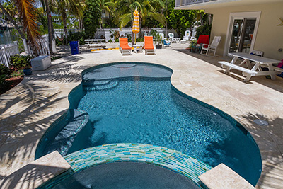 finish shown in pool water