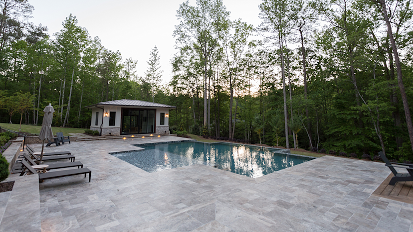 Pool coping in natural and man-made materials