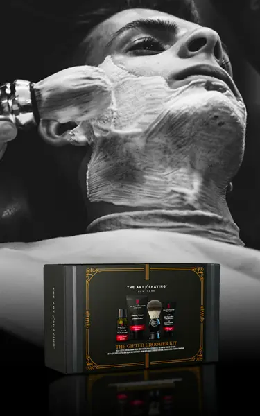 Kits and Box in Black and White - Mobile