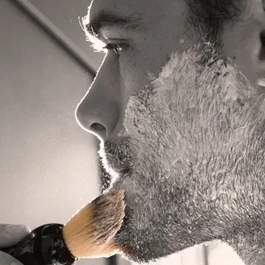 Mobile - Shaving Cream application - Homepage Hero - July 2025