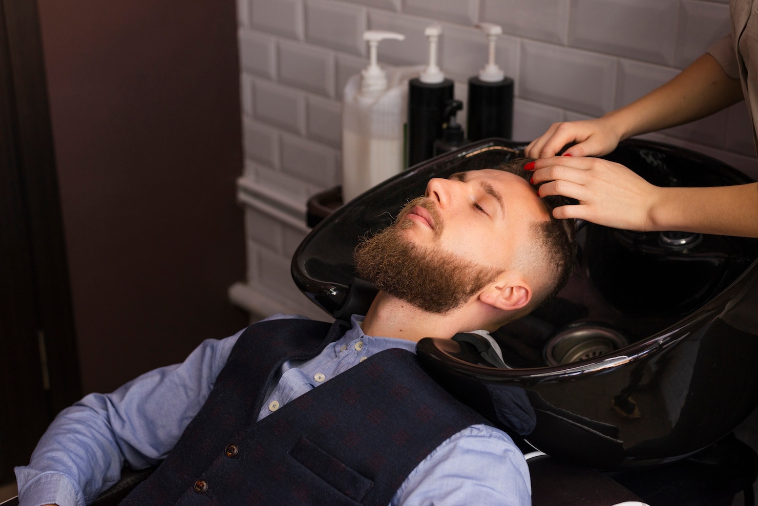 Men's Hair Care Made Simple: Expert Advice for Effortless Style