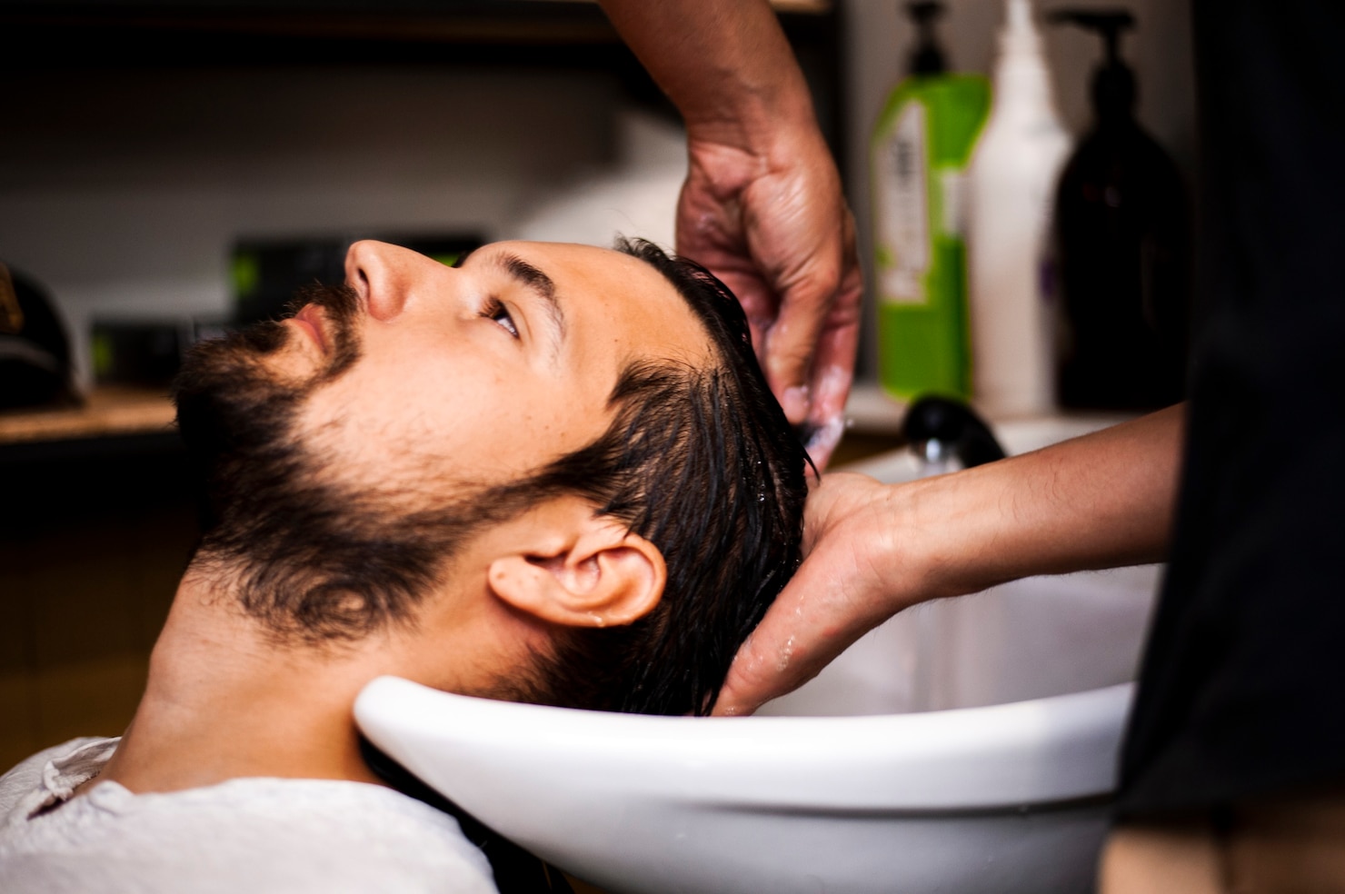 5 Amazing Benefits Of Scalp Massage For Hair Growth