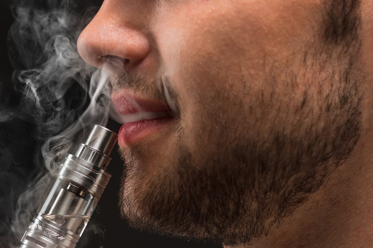 Does Vaping Cause Hair Loss? 5 Ways It Affects Hair Health