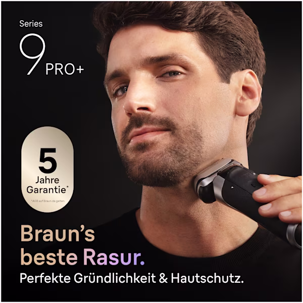 Ein Mann rasiert sich mit einem Series 9 Pro+. Text: Brauns bester Rasierer Ein Mann rasiert sich mit einem Series 9 Pro+. Text: Brauns bester Rasierer