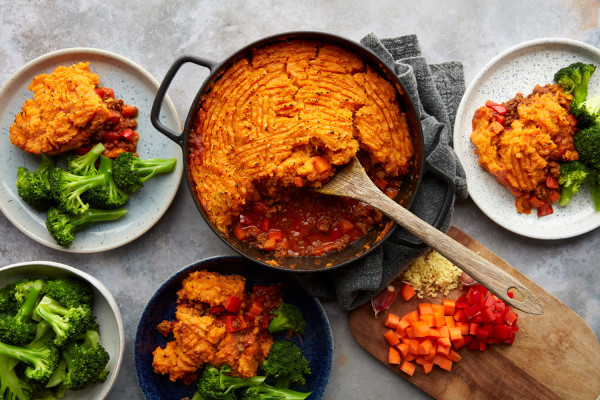 FAMILY---Curried-spiced-cottage-pie-with-sweet-potato-mash_1-RS