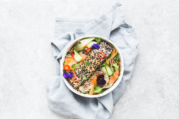 Sesame-crusted-salmon-&-buckwheat-noodles-1