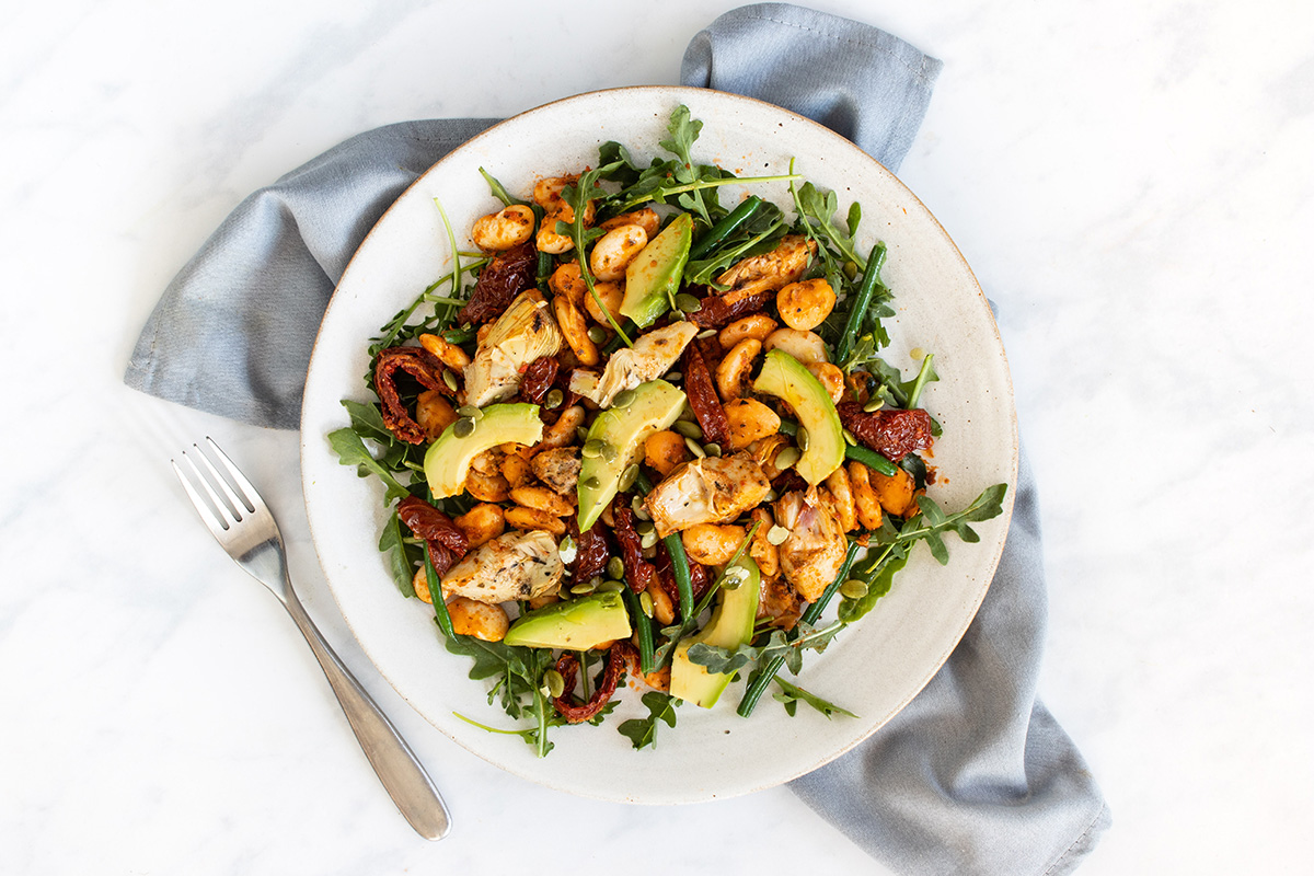 Warm-red-pesto-beans,-artichokes-&-rocket_1