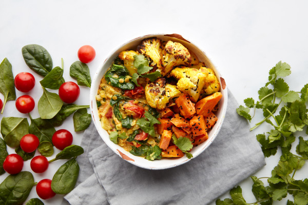 Red-lentil-Dahl-with-turmeric-cauliflower-florets_1-RS