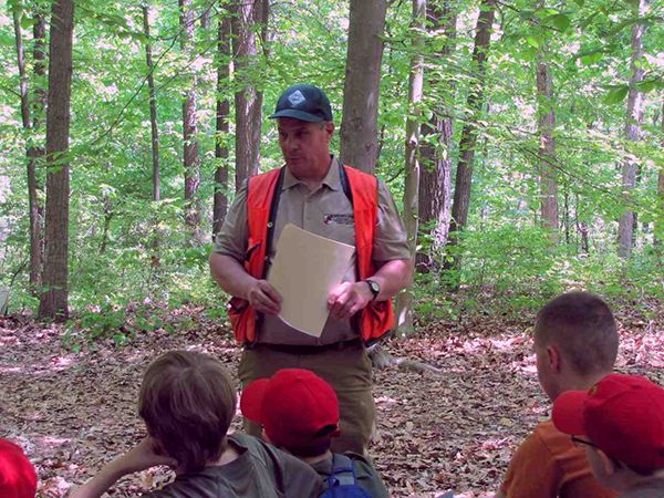 Mike Kay (MD, forester) leading a Boy Scout Forestry Field Day.