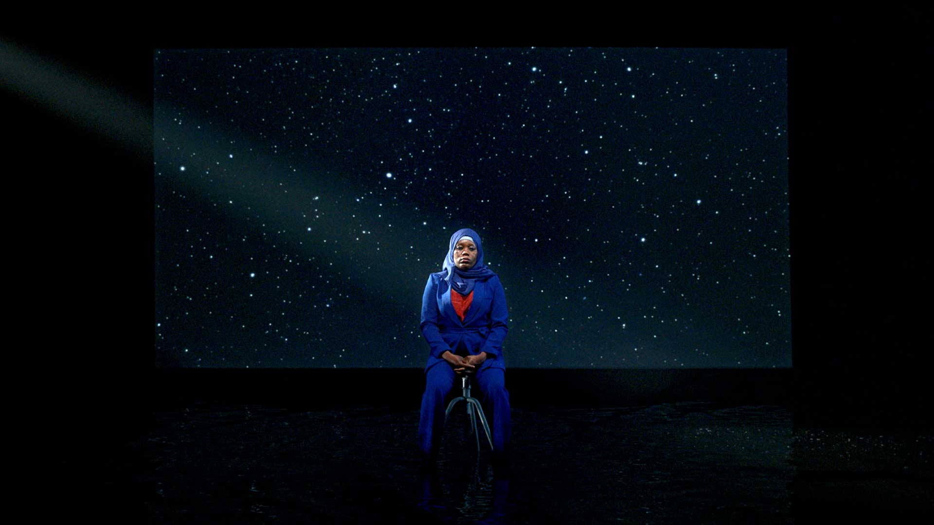Special Screening: Where the Waves Took Her (OmU, SV)