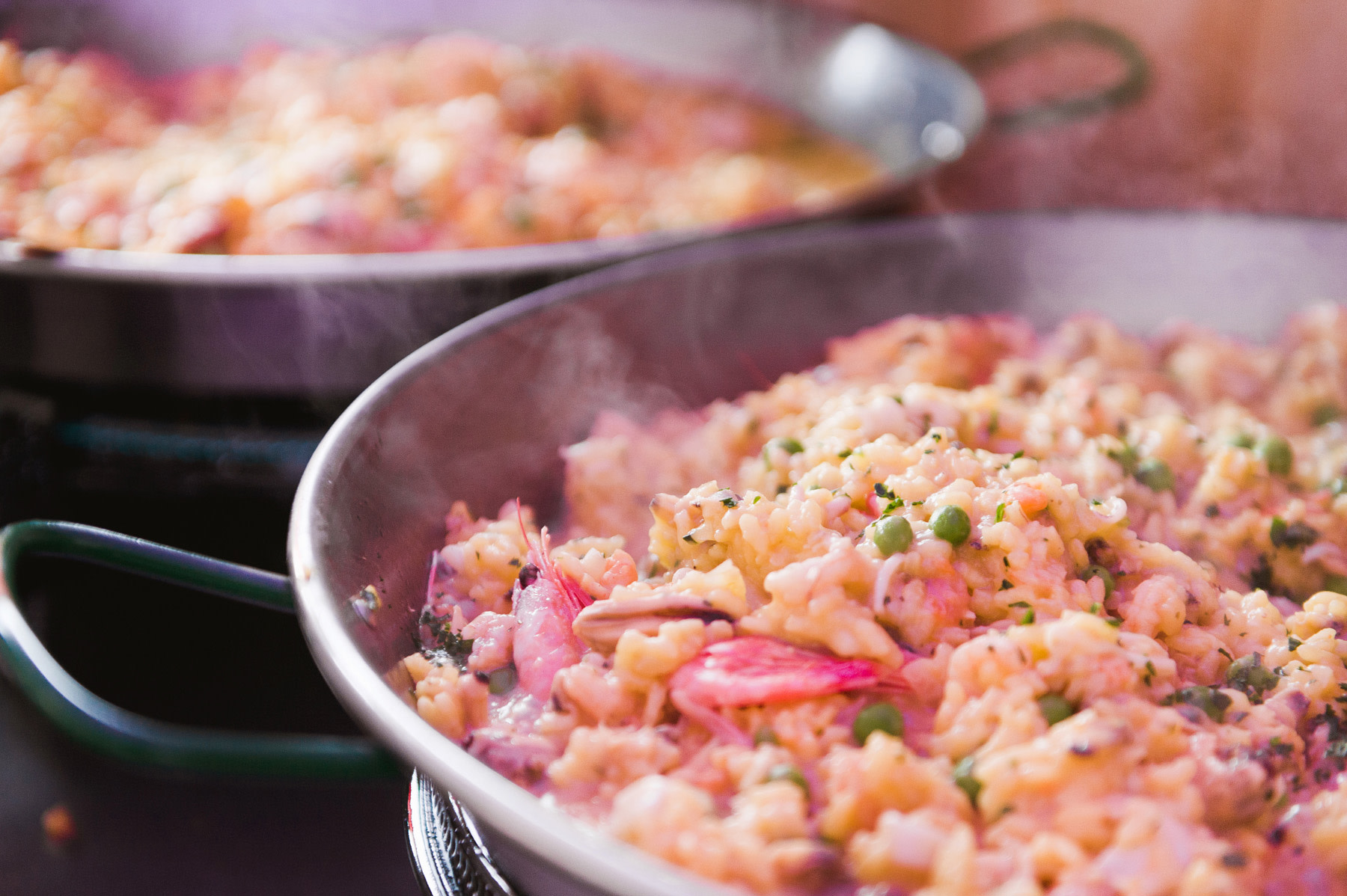 brand-activation-on-the-beach-paella