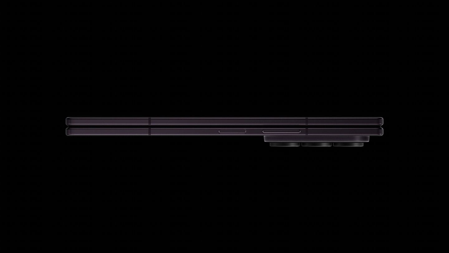 Zu sehen ist ein zusammengeklapptes Galaxy Z Fold8 Ultra im Seitenprofil, um sein schlankes Design zu präsentieren.