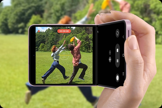 Galaxy Z Flip8 mit Superstabil-Funktion