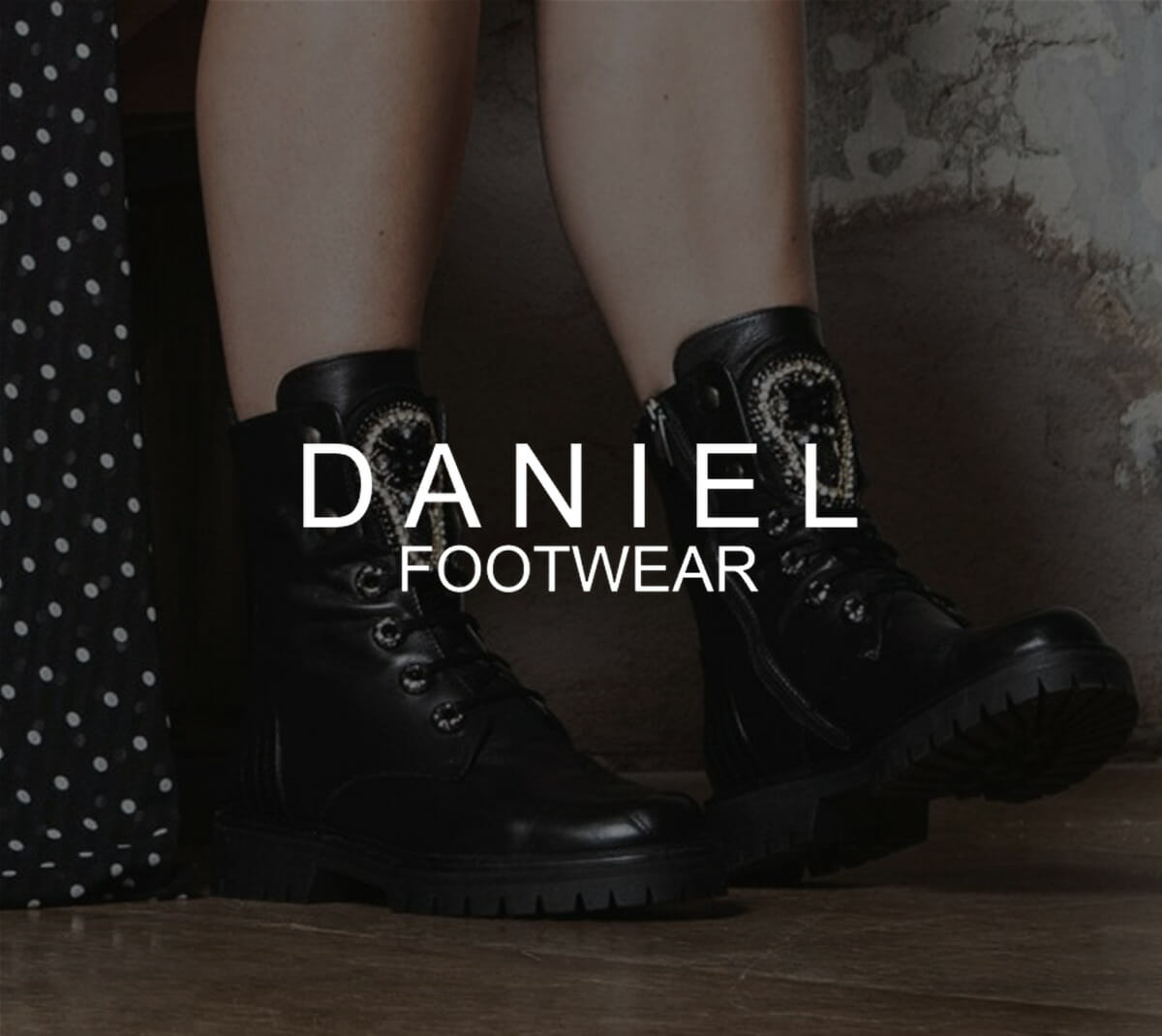 Daniel Footwear logo