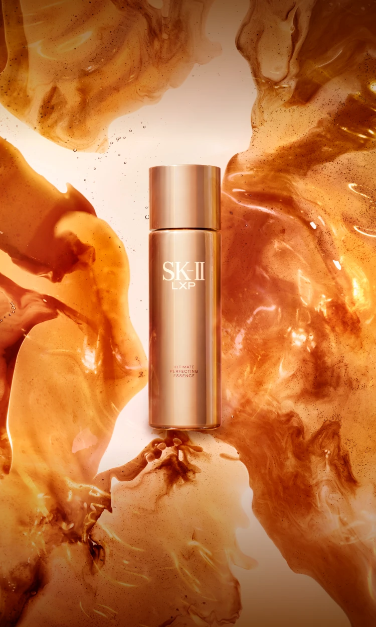 SK-II LXP アルティメイトパーフェクティングエッセンス：とろみ感のあるリッチでしっとりした化粧水。