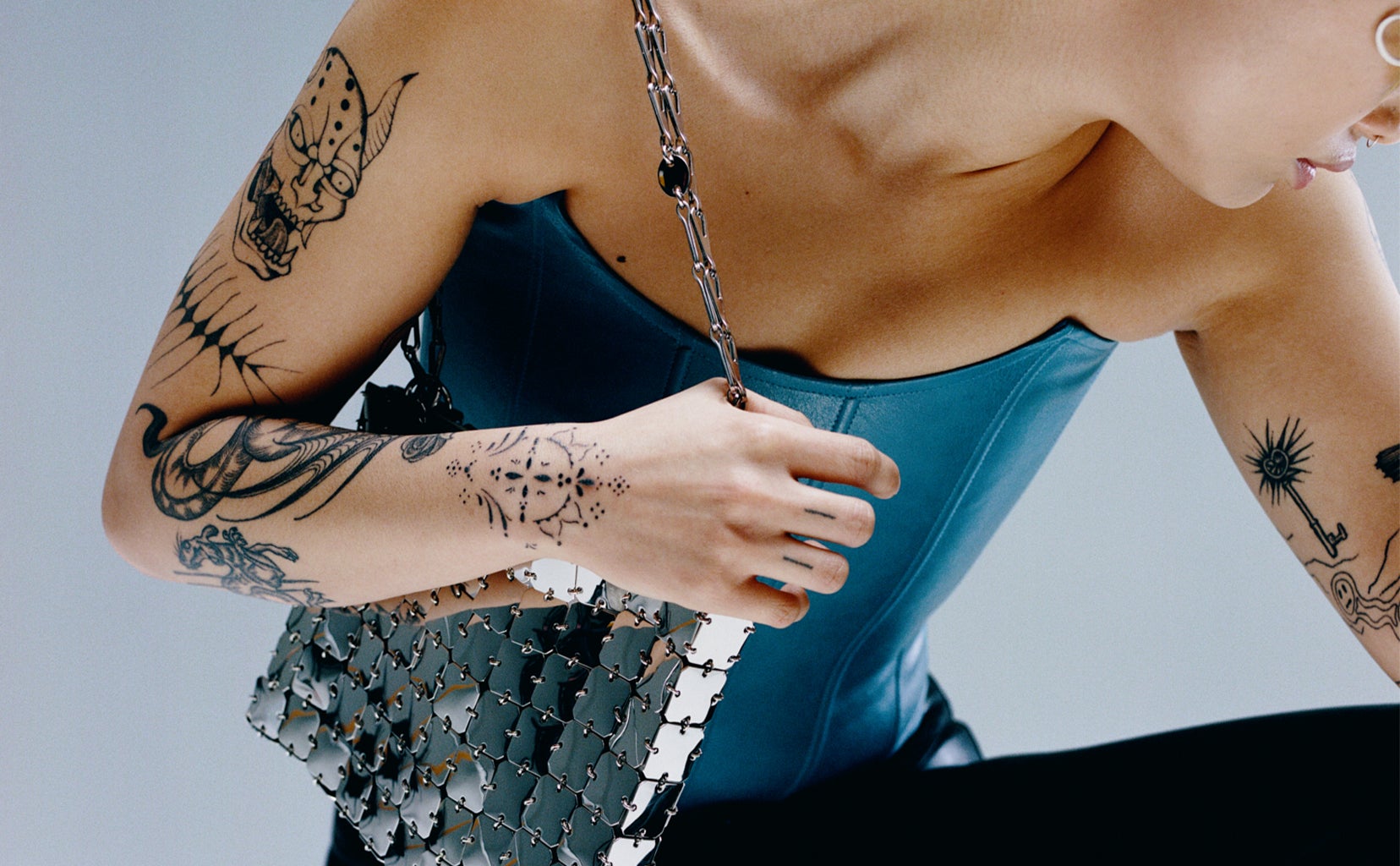 SSENSE background