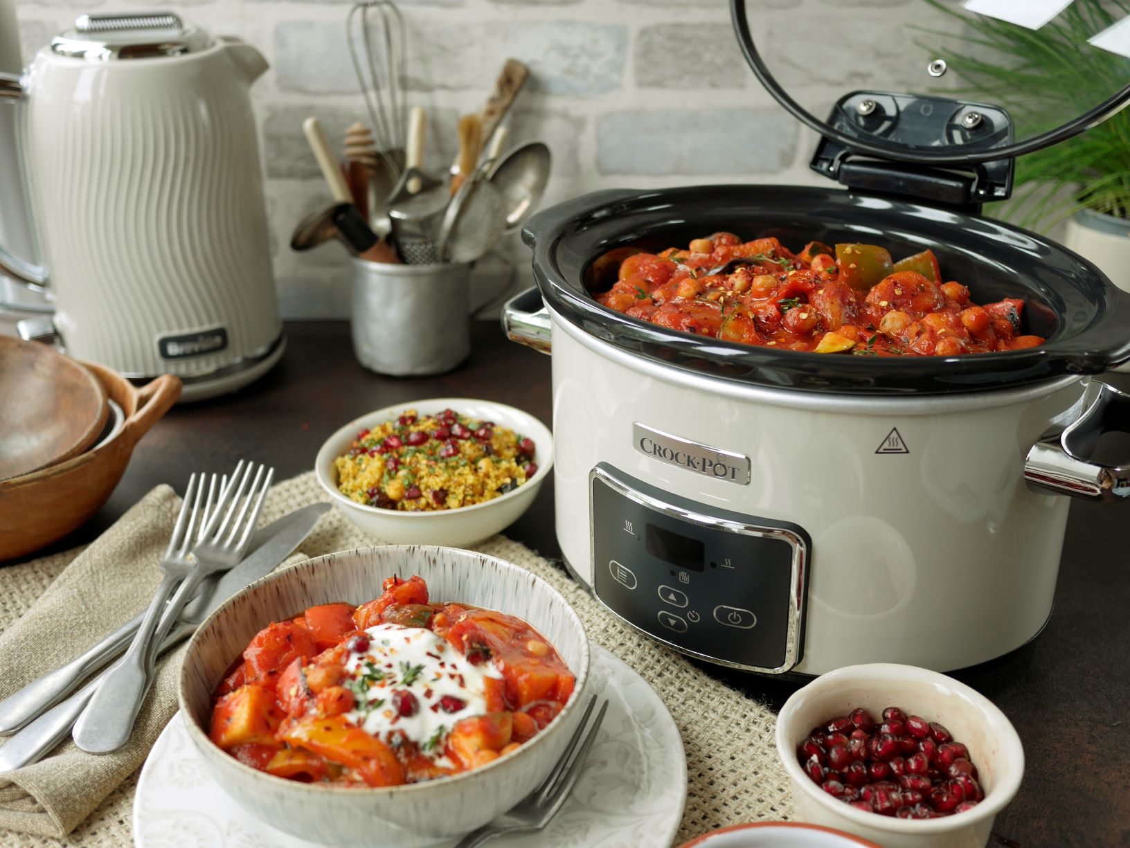 Slow cookers on sale with timers