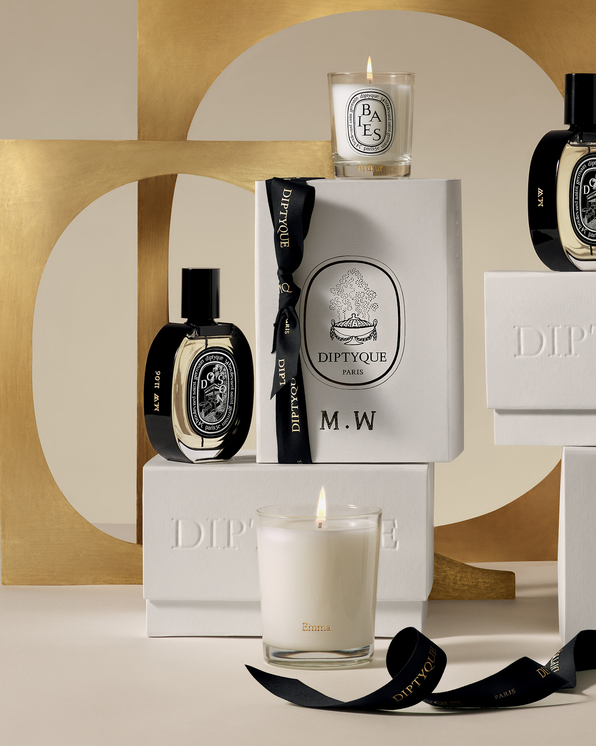 El grabado crea un momento atemporal.