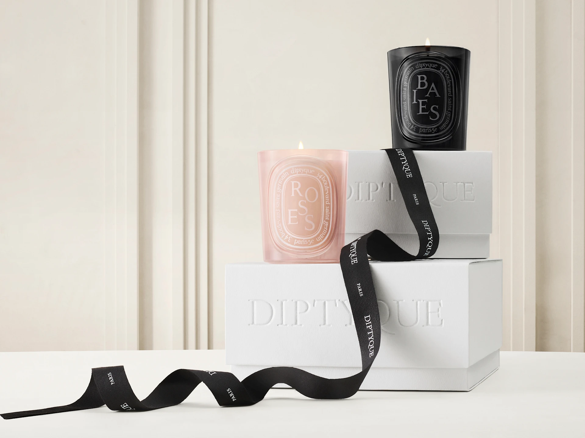 A delicate fragrant gesture