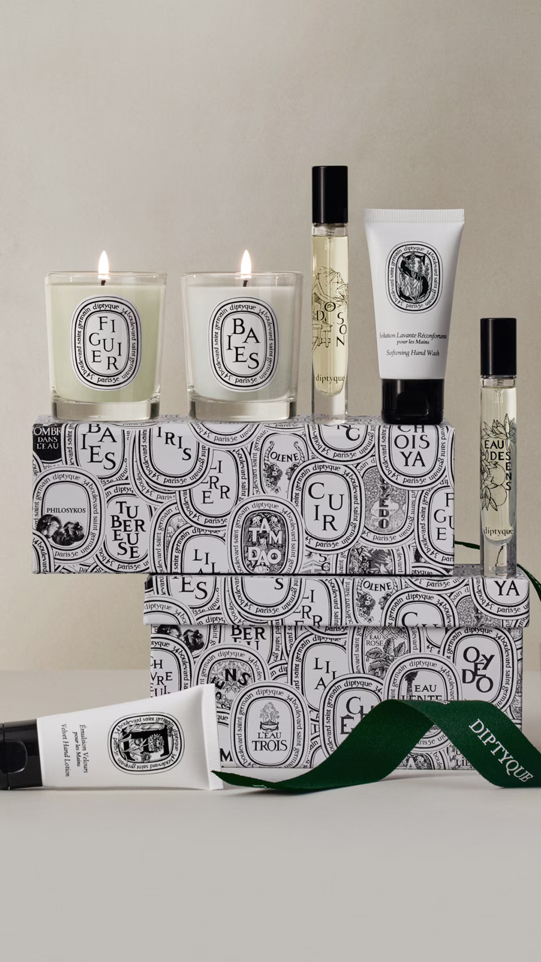 Gift sets and boxes hold the most beautiful scented gestures