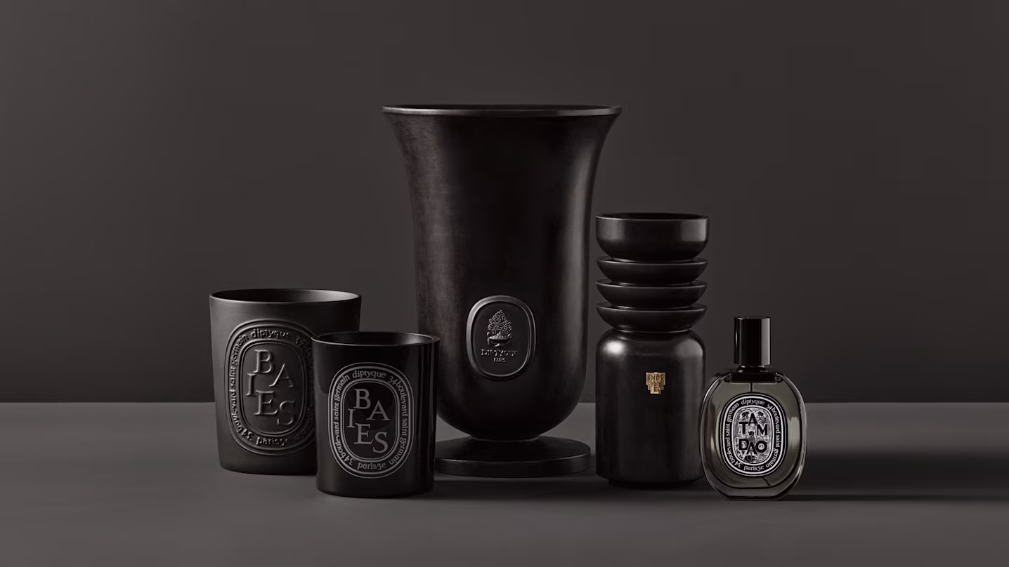 Une sélection noir intense